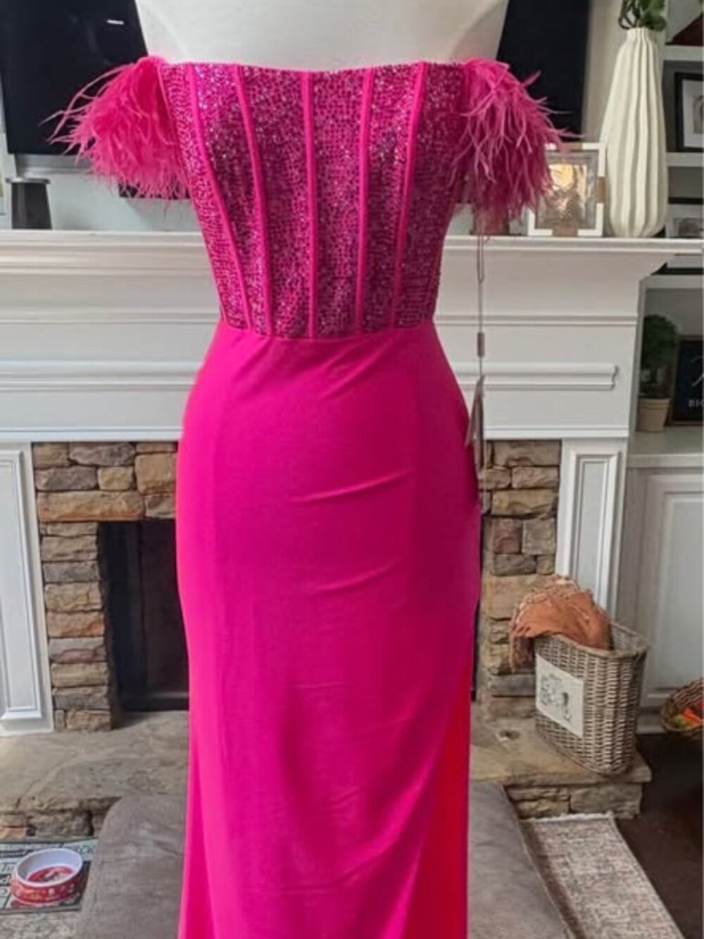 Brand New With Tags Sophia Thomas Size 6
